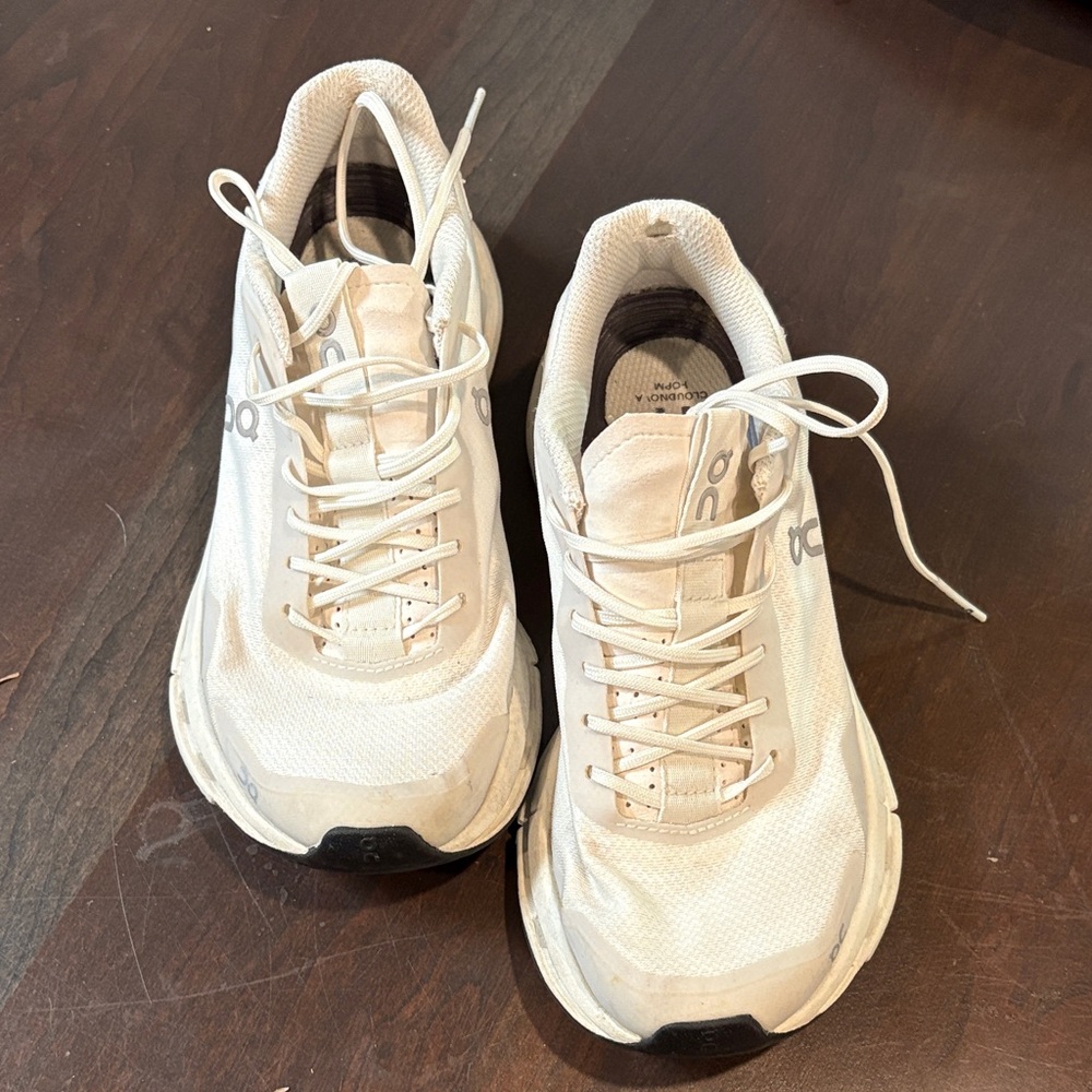 On Running Cream Athletic Shoes